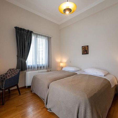 Angelinas Quarters - Kalamata Mediterranean Villas Luaran gambar