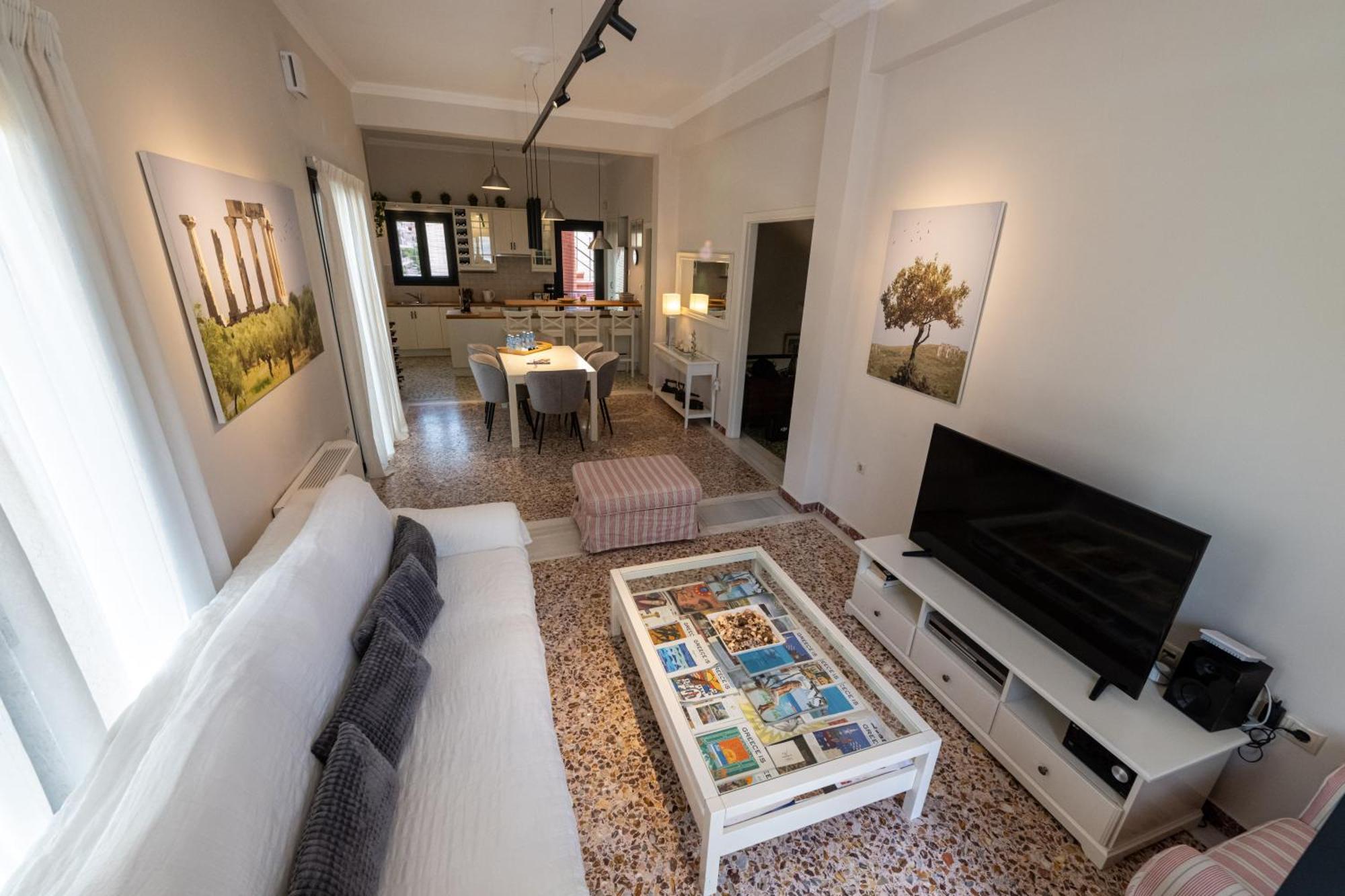 Angelinas Quarters - Kalamata Mediterranean Villas Luaran gambar
